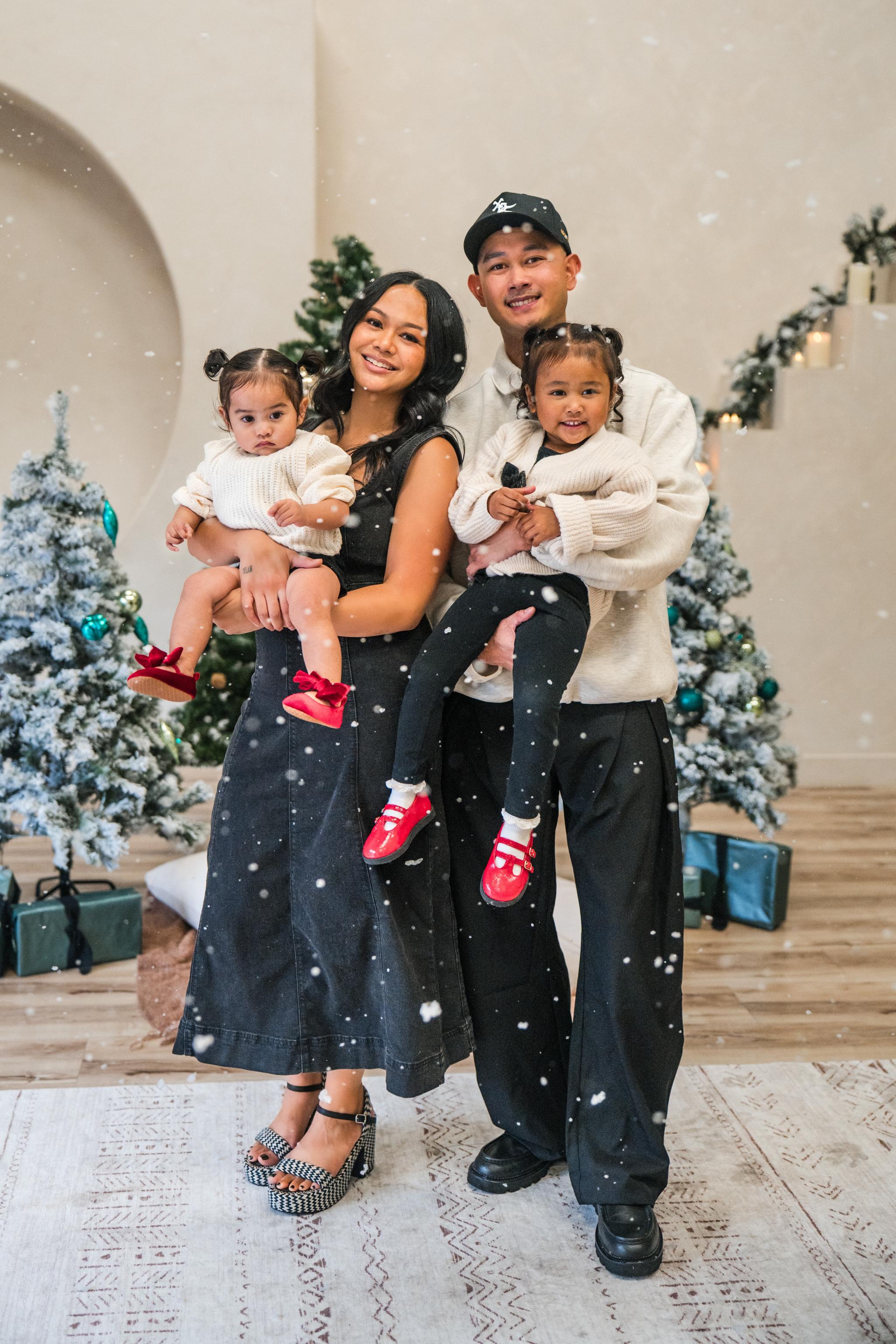 2025 Holiday Mini Sessions