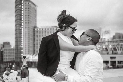 mobile - carousel-hero-element image-0